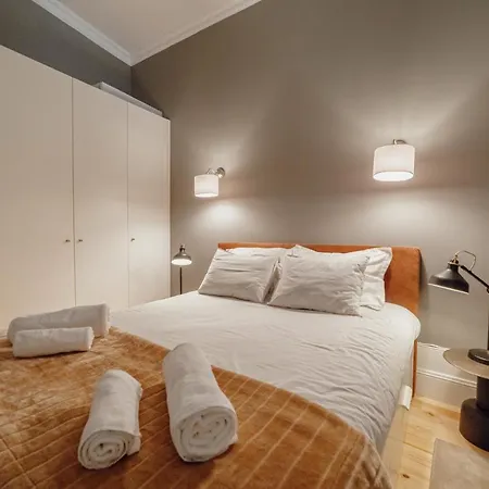 Apartment Downtown Vintage By Homing *