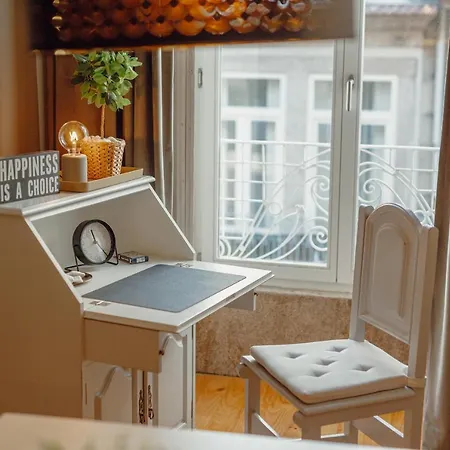 Apartment Downtown Vintage By Homing *