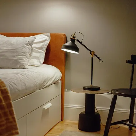 Apartment Downtown Vintage By Homing