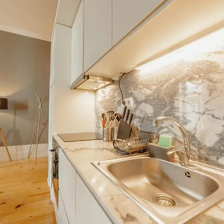 Apartment Downtown Vintage By Homing