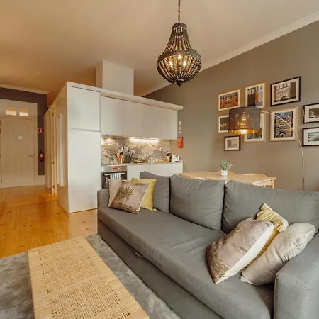 Apartment Downtown Vintage By Homing
